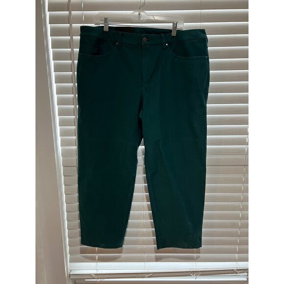 Lululemon‎ ABC Men’s Green Pants  - NWT Size 38 - Picture 1 of 5